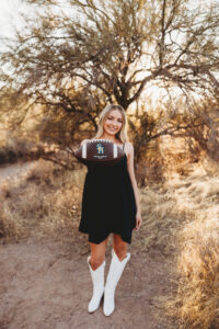 Phoenix senior portrait session at Lost Dutchman State Park 