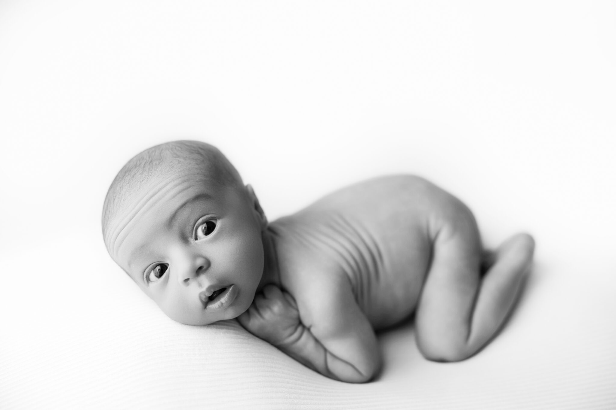 sweet-beginnings-scottsdale-s-newborn-photography-experience