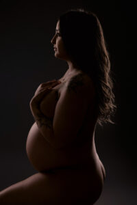 nude maternity portraits in phoenix