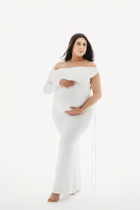Mom in white dress for scottsdale maternity session