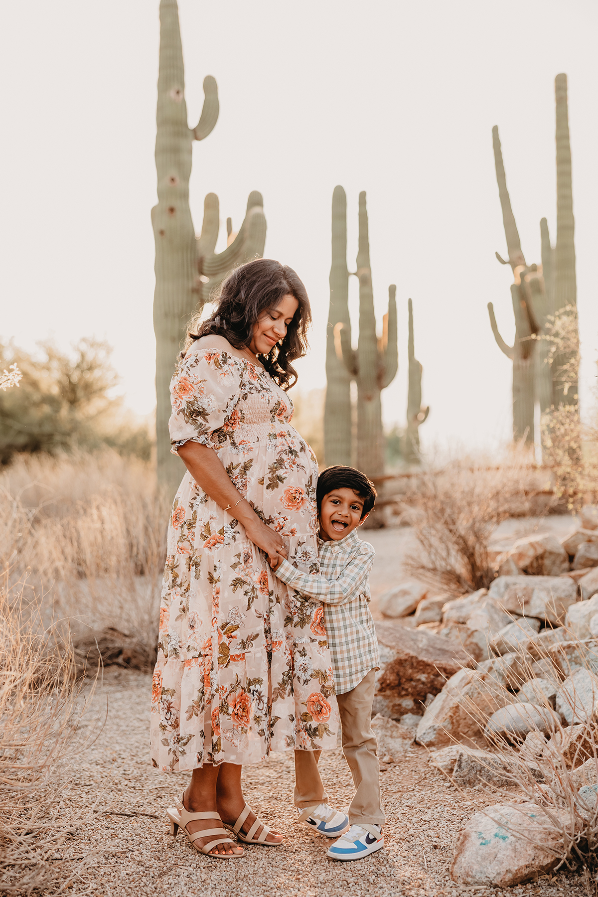Maternity photographer in Phoenix for families