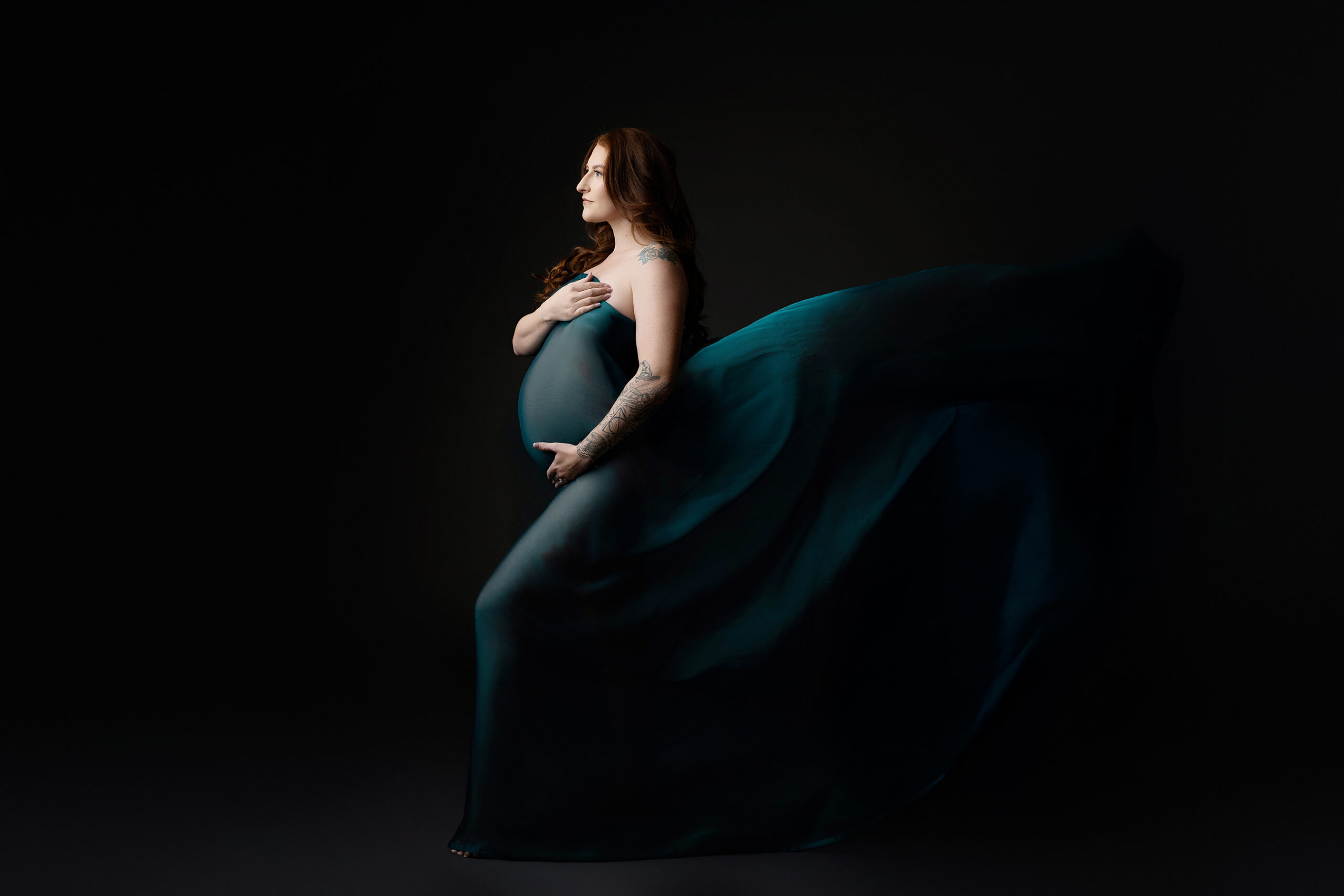 green chiffon fabric for studio maternity photographer in Arizona